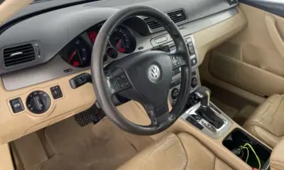 Volkswagen Passat Variant 2007 - 3190 EUR, 319000 km - AUTO.MOTO.pt - 319000km - foto 8 de 15