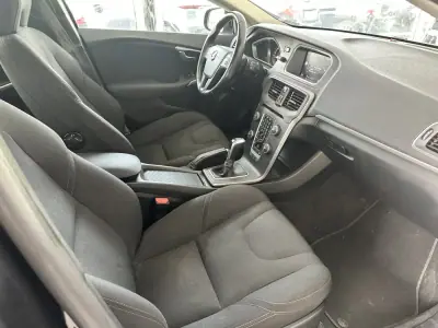 Volvo V40 2018 - 16890 EUR, 100139 km - 100139km - foto 21 de 21
