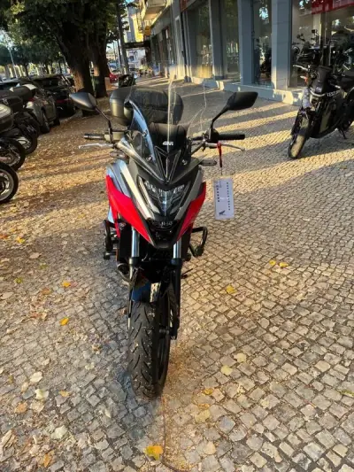 Honda NC750X 2022 — foto 4 de 13