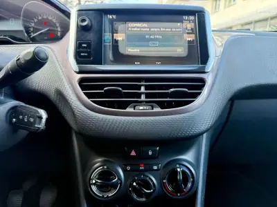 Peugeot 2008 2014 - 9890 EUR, 164650 km - AUTO.MOTO.pt - 164650km - foto 3 de 34