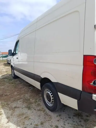 Volkswagen Crafter 2011 - 8900 EUR, 340000 km - AUTO.MOTO.pt - 340000km - foto 4 de 4