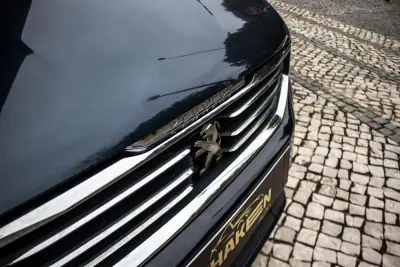Peugeot 508 SW 2018 - 9900 EUR, 156362 km - AUTO.MOTO.pt - 156362km - foto 9 de 37