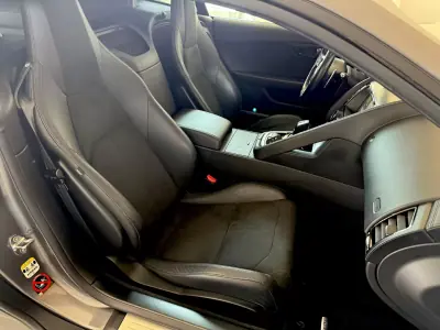 Jaguar F-Type 2018 - 46000 EUR, 64300 km - AUTO.MOTO.pt - 64300km - foto 88 de 135