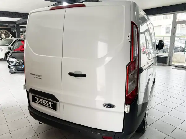 Ford 2014 - 14800 EUR, 166748 km - AUTO.MOTO.pt - 166748km - foto 4 de 18