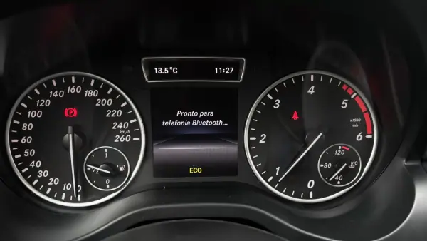 Mercedes-Benz A 180 2014 - 14650 EUR, 191121 km - AUTO.MOTO.pt - 191121km - foto 28 de 34
