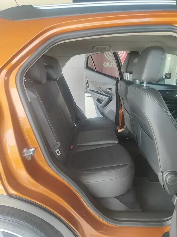 Opel Mokka X 2016 - 10250 EUR, 218000 km - AUTO.MOTO.pt - 218000km - foto 17 de 37