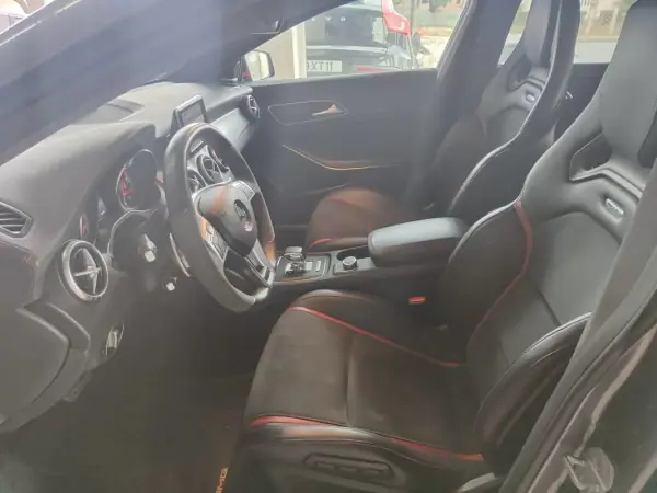 Mercedes-Benz CLA 45 AMG 2014 - 32990 EUR, 130000 km - AUTO.MOTO.pt - 130000km - foto 11 de 40