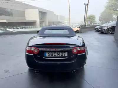 Jaguar XK 2006 - 38500 EUR, 186000 km - AUTO.MOTO.pt - 186000km - foto 14 de 15