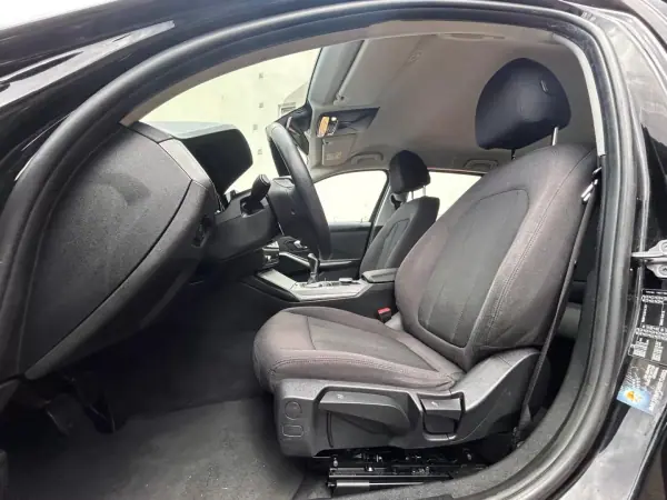BMW 318 2020 - 23950 EUR, 111517 km - AUTO.MOTO.pt - 111517km - foto 10 de 27