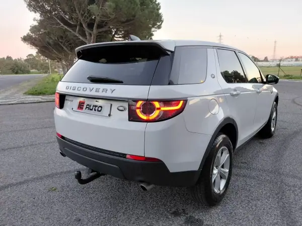 Land Rover Discovery Sport 2017 - 17490 EUR, 112912 km - AUTO.MOTO.pt - 112912km - foto 7 de 26