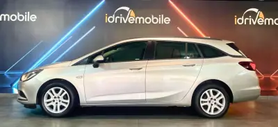 Opel Astra Sports Tourer 2018 - 8900 EUR, 209352 km - AUTO.MOTO.pt - 209352km - foto 14 de 22