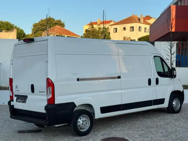 Citroën Jumper 2020 - 15406 EUR, 90000 km - AUTO.MOTO.pt - 90000km - foto 9 de 32