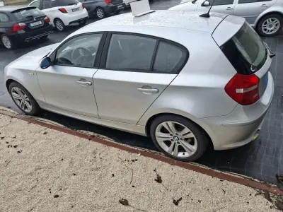 BMW 120 2009 - 10500 EUR, 159122 km - AUTO.MOTO.pt - 159122km - foto 7 de 17