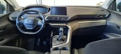 Peugeot 5008 2017 - 19750 EUR, 156153 km - AUTO.MOTO.pt - 156153km - foto 5 de 13