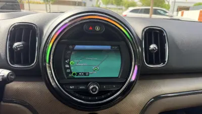 MINI Countryman 2019 - 22900 EUR, 98182 km - AUTO.MOTO.pt - 98182km - foto 35 de 54