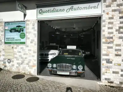 Jaguar XJ6 1976 - 24950 EUR, 47777 km - AUTO.MOTO.pt - 47777km - foto 60 de 60