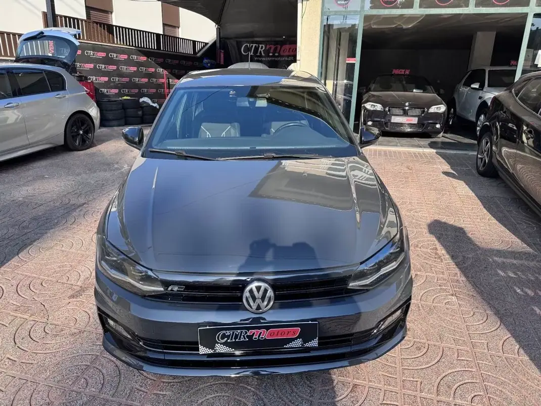 Volkswagen Polo 2018 - 14900 EUR, 186328 km - 186328km - foto 23 de 32