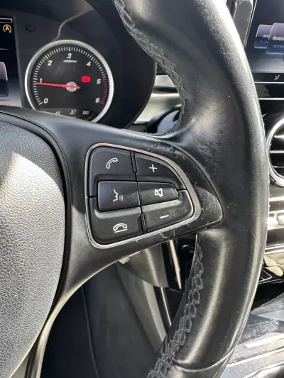 Mercedes-Benz C 180 2015 - 12900 EUR, 280000 km - AUTO.MOTO.pt - 280000km - foto 46 de 69