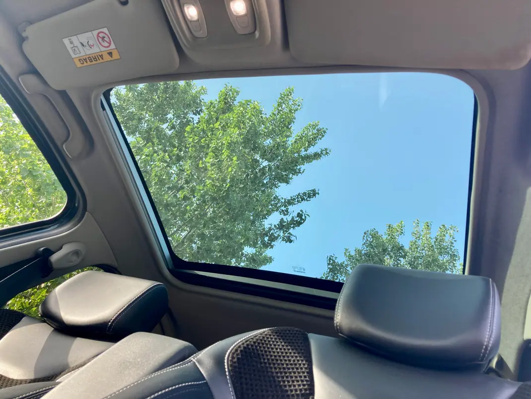 Renault Clio Sport Tourer 2019 - 9100 EUR, 178600 km - AUTO.MOTO.pt - 178600km - foto 14 de 16