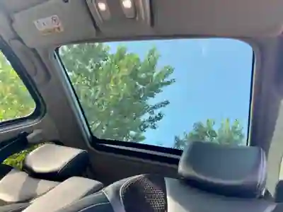 Renault Clio Sport Tourer 2019 - 9100 EUR, 178600 km - AUTO.MOTO.pt - 178600km - foto 14 de 16