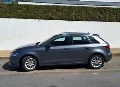 Audi A3 Sportback 2016 - 10350 EUR, 238000 km - AUTO.MOTO.pt - 238000km - foto 10 de 12