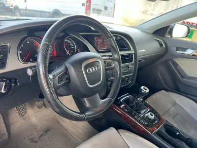 Audi A5 Sportback 2010 - 16500 EUR, 116235 km - AUTO.MOTO.pt - 116235km - foto 12 de 13