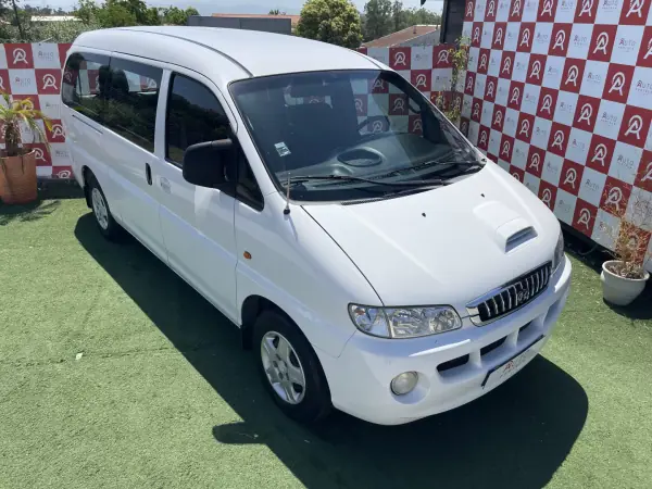 Hyundai H-1 2003 - 8990 EUR, 171580 km - AUTO.MOTO.pt - 171580km - foto 5 de 17
