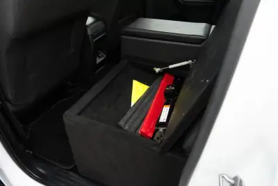 Ford Ranger 2023 - 29999 EUR, 48000 km - AUTO.MOTO.pt - 48000km - foto 22 de 25