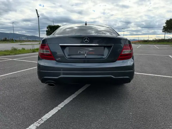 Mercedes-Benz C 180 2012 - 14950 EUR, 285000 km - AUTO.MOTO.pt - 285000km - foto 5 de 20