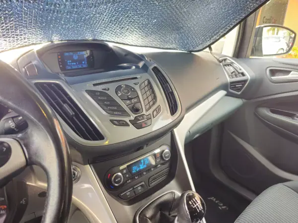 Ford C-Max 2012 - 7990 EUR, 187547 km - AUTO.MOTO.pt - 187547km - foto 9 de 11