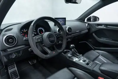 Audi RS3 Sportback 2019 - 49950 EUR, 76000 km - AUTO.MOTO.pt - 76000km - foto 14 de 40
