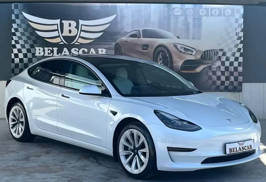 Tesla Model 3 2023 - 28990 EUR, 65000 km - AUTO.MOTO.pt - 65000km - foto 18 de 20