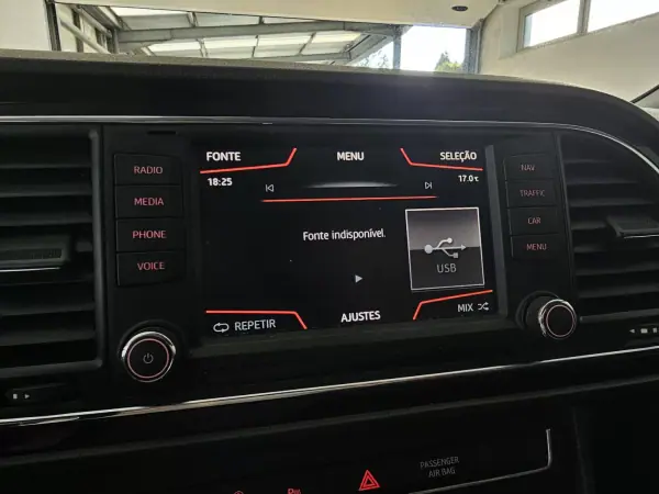 SEAT Leon ST 2016 - 9650 EUR, 246737 km - AUTO.MOTO.pt - 246737km - foto 37 de 79