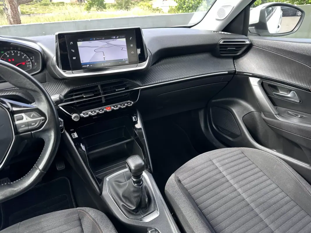 Peugeot 2008 2020 - 14900 EUR, 129000 km - AUTO.MOTO.pt - 129000km - foto 29 de 56