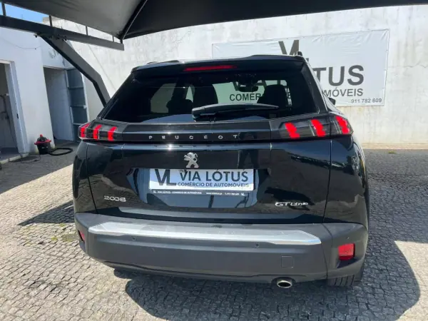 Peugeot 2008 2021 - 21900 EUR, 168000 km - AUTO.MOTO.pt - 168000km - foto 4 de 11