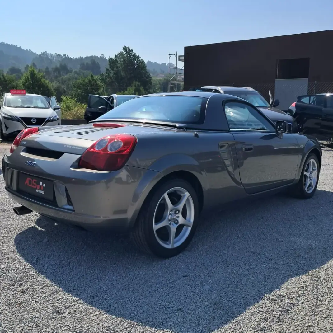 Toyota MR2 2005 - 20990 EUR, 23000 km - 23000km - foto 8 de 20
