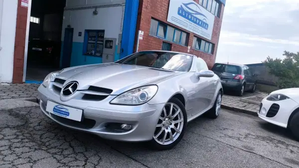 Mercedes-Benz SLK 200 2005 - 12800 EUR, 175000 km - AUTO.MOTO.pt - 175000km - foto 14 de 19