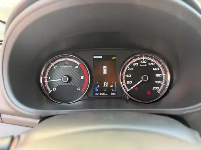 Mitsubishi L200 2020 — foto 3 de 17