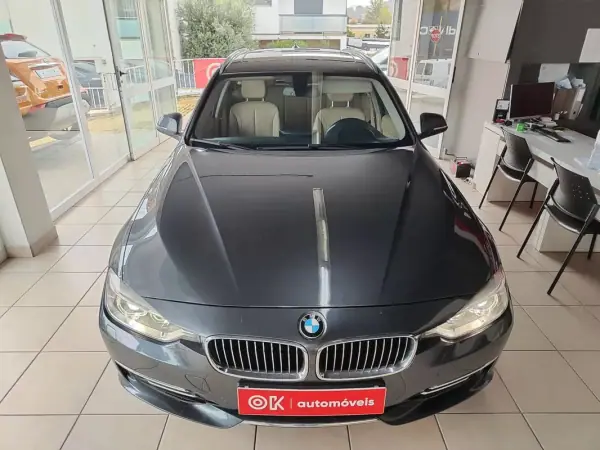 BMW 318 2013 - 14250 EUR, 180000 km - AUTO.MOTO.pt - 180000km - foto 4 de 39