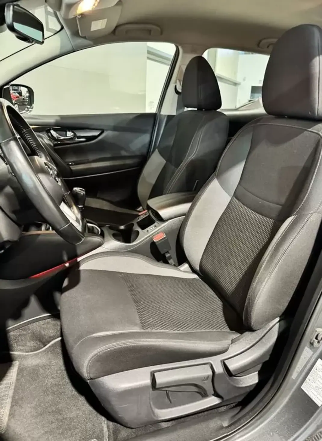 Nissan Qashqai 2019 - 18500 EUR, 131140 km - 131140km - foto 32 de 48