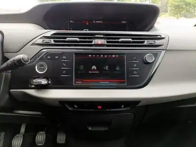 Citroën C4 Spacetourer 2019 - 19900 EUR, 90359 km - AUTO.MOTO.pt - 90359km - foto 18 de 27