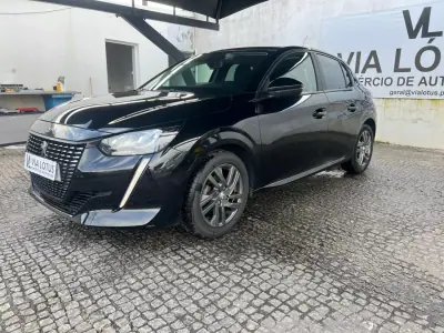 Peugeot 208 2021 - 12250 EUR, 69175 km - AUTO.MOTO.pt - 69175km - foto 2 de 11