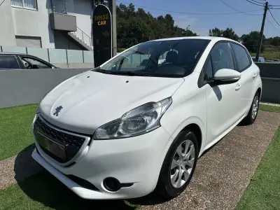 Peugeot 2015 - 6900 EUR, 230000 km - AUTO.MOTO.pt - 230000km - foto 3 de 40