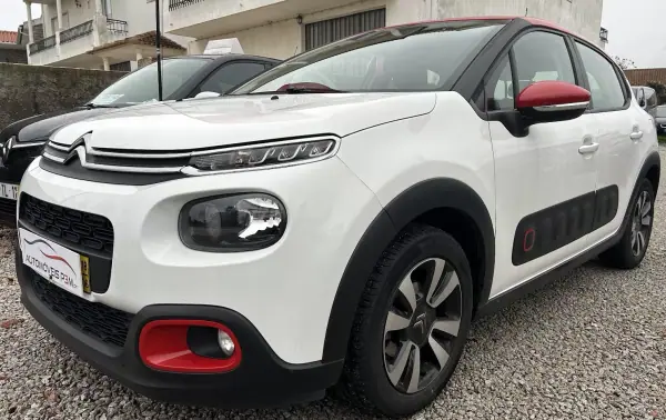 Citroën C3 2018 - 11750 EUR, 72750 km - AUTO.MOTO.pt - 72750km - foto 2 de 14