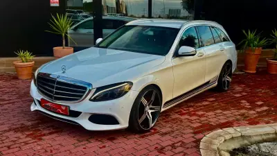 Mercedes-Benz C 200 2015 - 15490 EUR, 230000 km - AUTO.MOTO.pt - 230000km - foto 8 de 19
