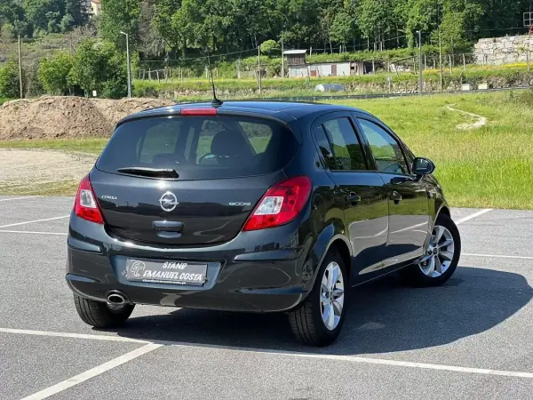 Opel Corsa 2014 - 10750 EUR, 180180 km - AUTO.MOTO.pt - 180180km - foto 7 de 16