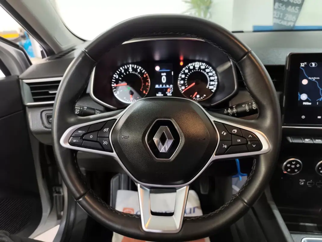 Renault Clio 2021 - 12750 EUR, 76000 km - 76000km - foto 13 de 24