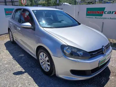 Volkswagen Golf 2011 - 8950 EUR, 155468 km - AUTO.MOTO.pt - 155468km - foto 6 de 28