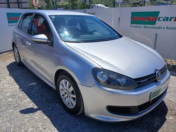 Volkswagen Golf 2011 - 8950 EUR, 155468 km - AUTO.MOTO.pt - 155468km - foto 6 de 28
