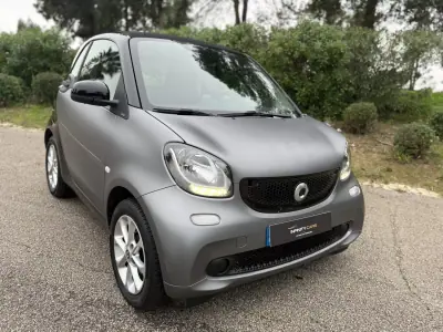 Smart Fortwo Cabrio 2018 - 11699 EUR, 80000 km - AUTO.MOTO.pt - 80000km - foto 3 de 15